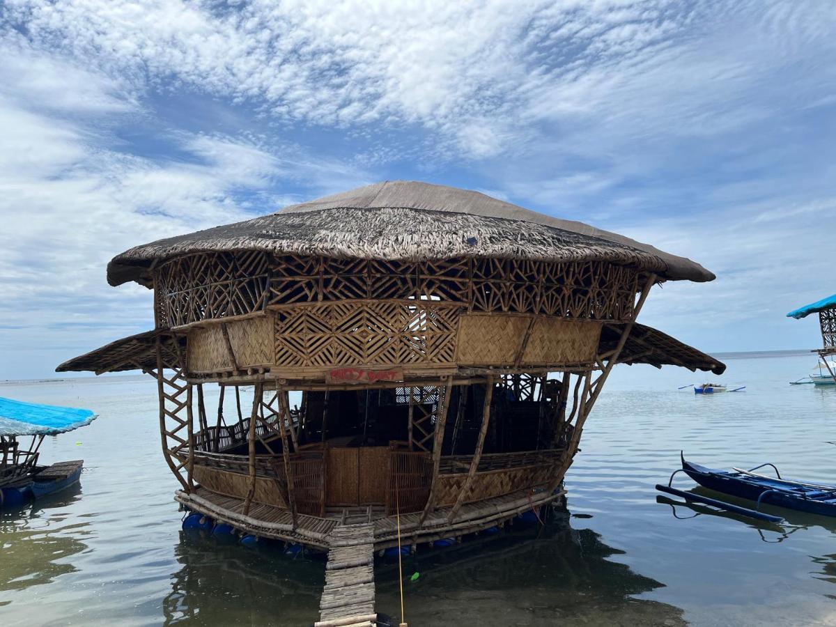 Bamboo Nest Beachfront Floating Tent Hotel Puerto Princesa Bagian luar foto