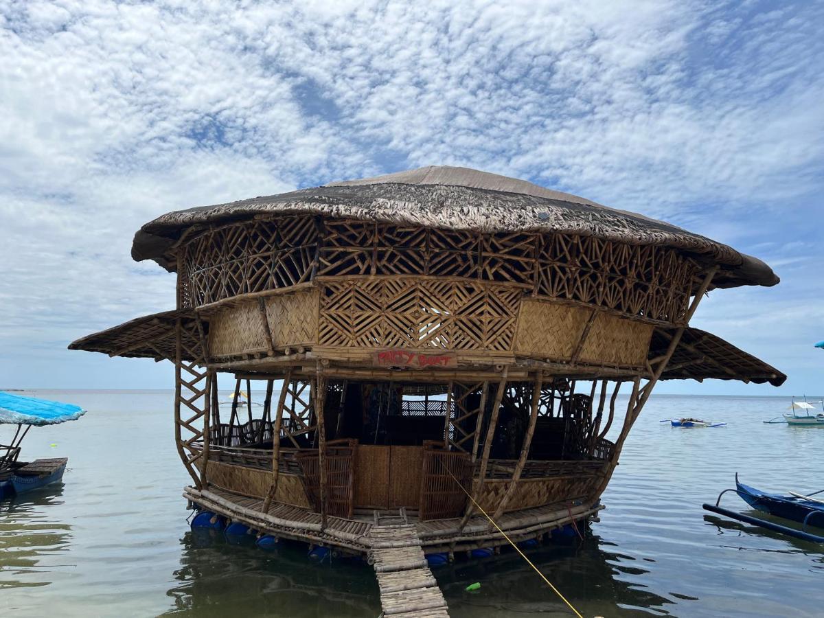 Bamboo Nest Beachfront Floating Tent Hotel Puerto Princesa Bagian luar foto